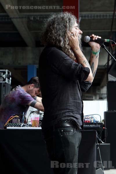 EFRIM MANUEL MENUCK - 2019-06-09 - PARIS - Parc de la Villette - Scene Peripherique - 